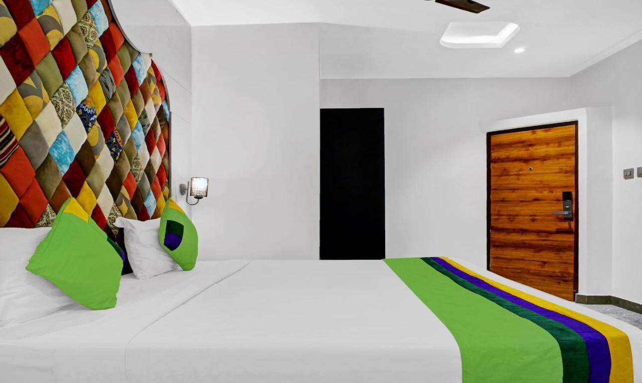 Itsy Hotels Banana Boutique Варанаси Екстериор снимка