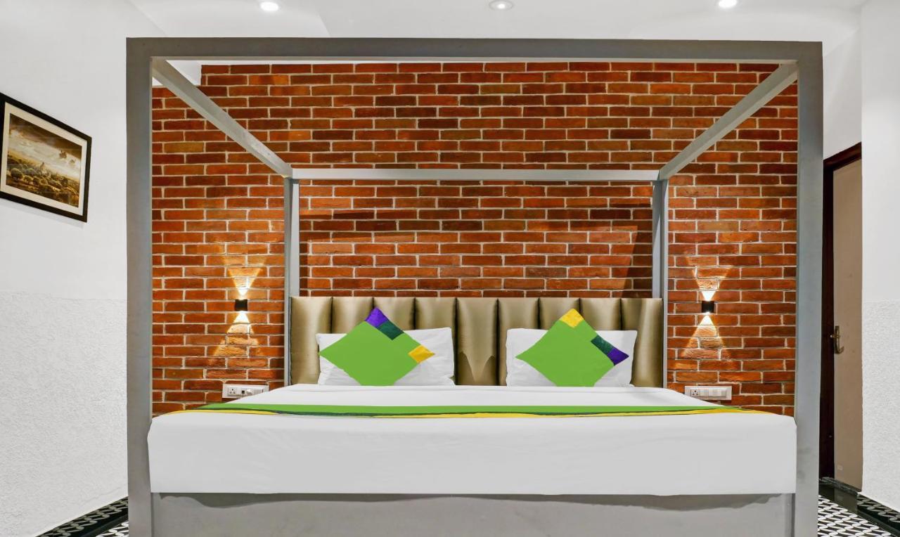 Itsy Hotels Banana Boutique Варанаси Екстериор снимка